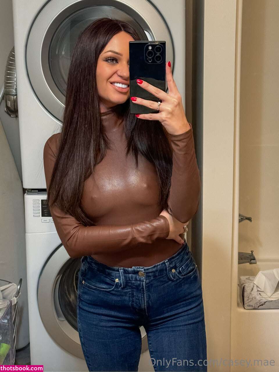 Heyitscaseymae Photo #35