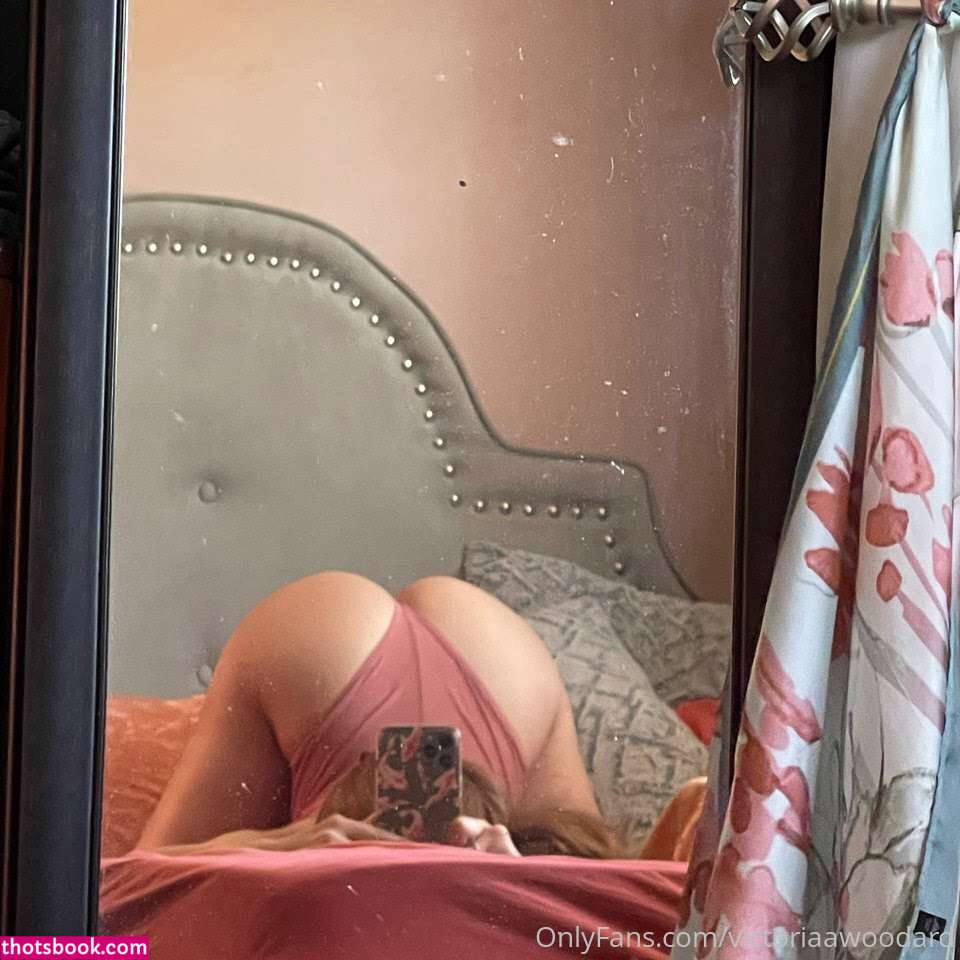 Victoria Woodard Photo #40