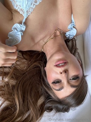 Riley Reid Post #195