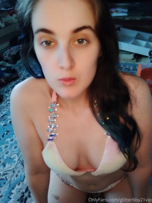 glitterbby21 Photo #160