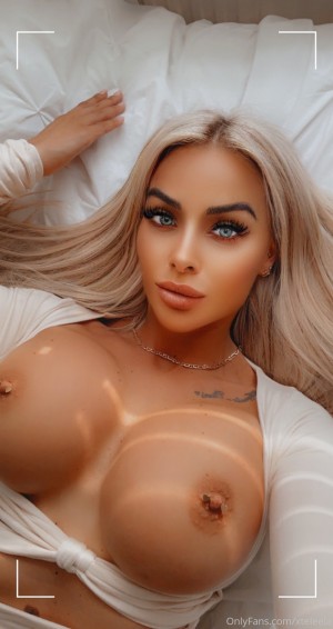 Missteelao Photo #136