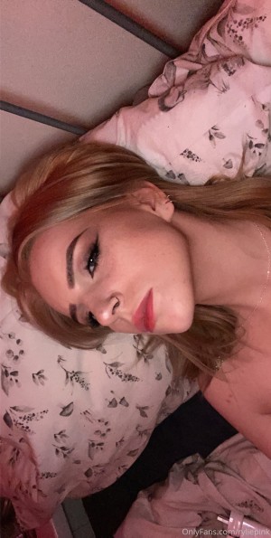 Rileypink Photo #203