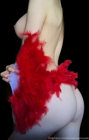 Sensual Blonde Angels Photo #75