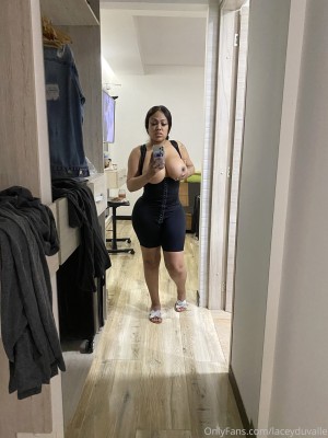 Lacey Duvalle Photo #16