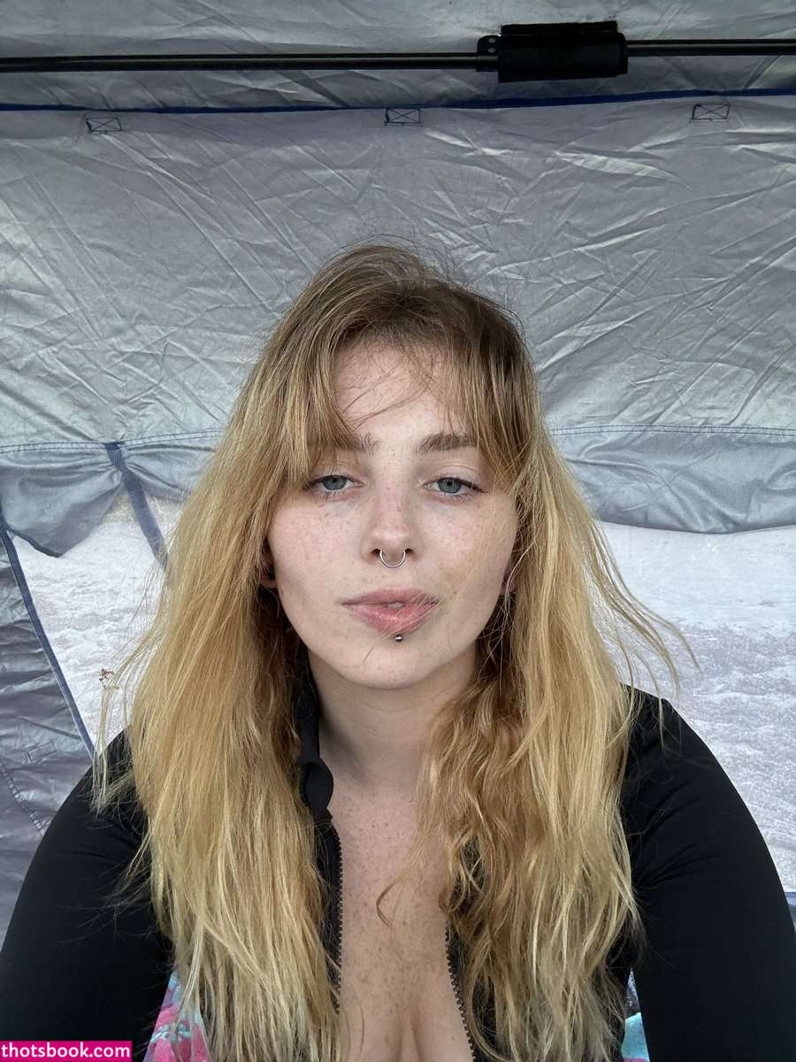 Lucy Foxx Photo #151