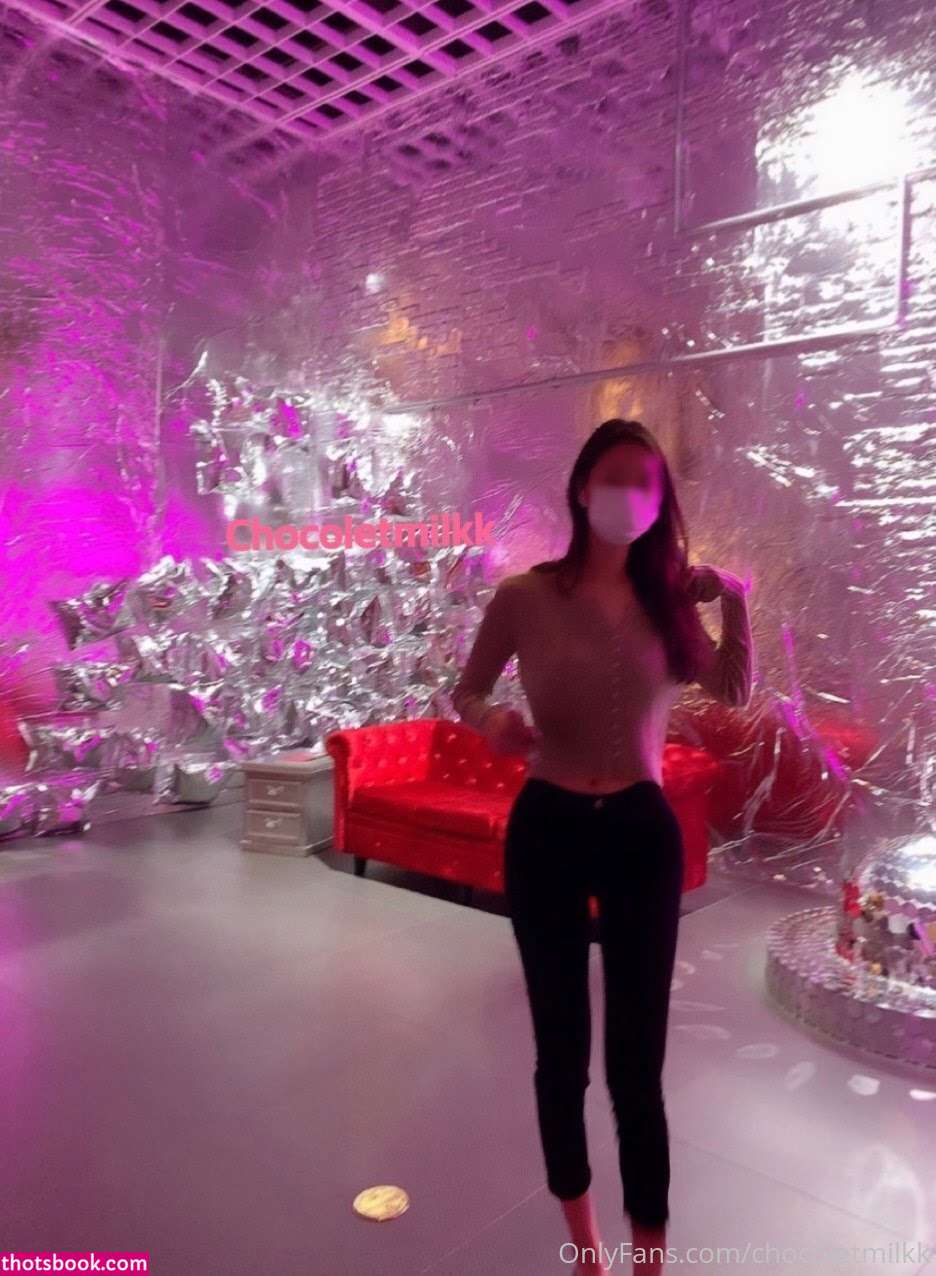 Chocoletmilkk Photo #21