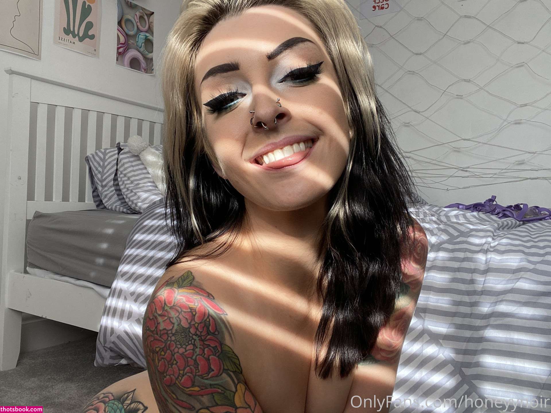 Honeyy Noir Photo #74