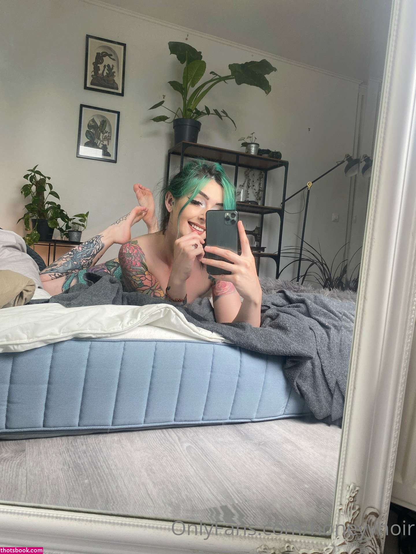 Honeyy Noir Photo #86