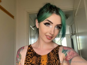 Honeyy Noir Photo #97