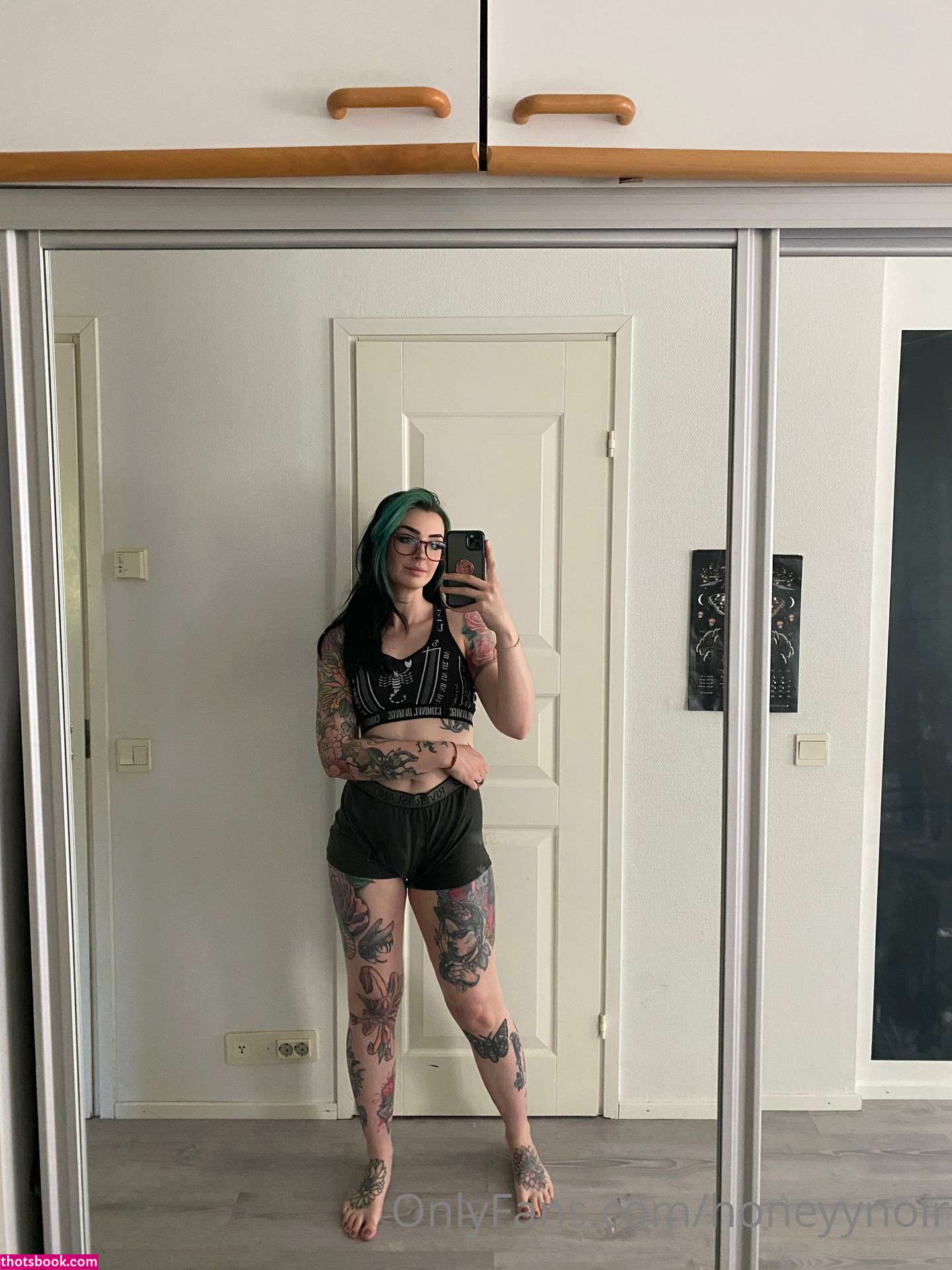 Honeyy Noir Photo #152