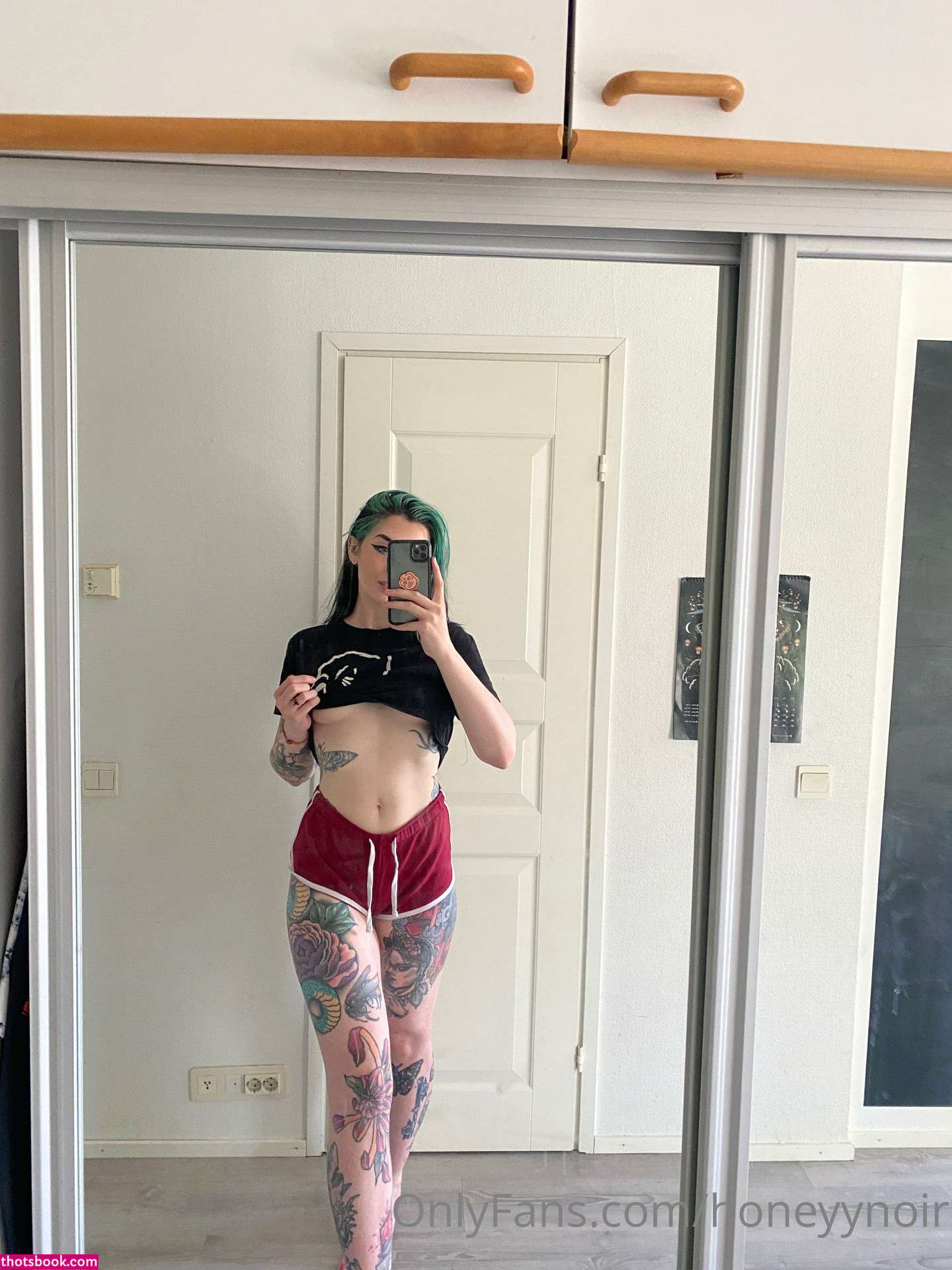 Honeyy Noir Photo #165