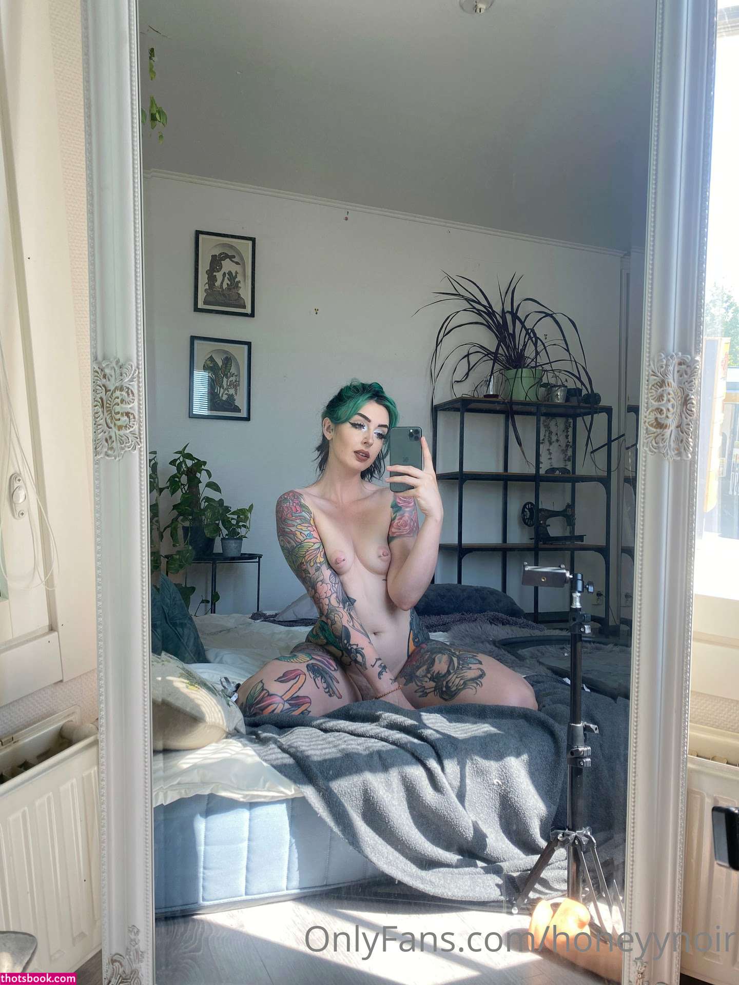 Honeyy Noir Photo #170