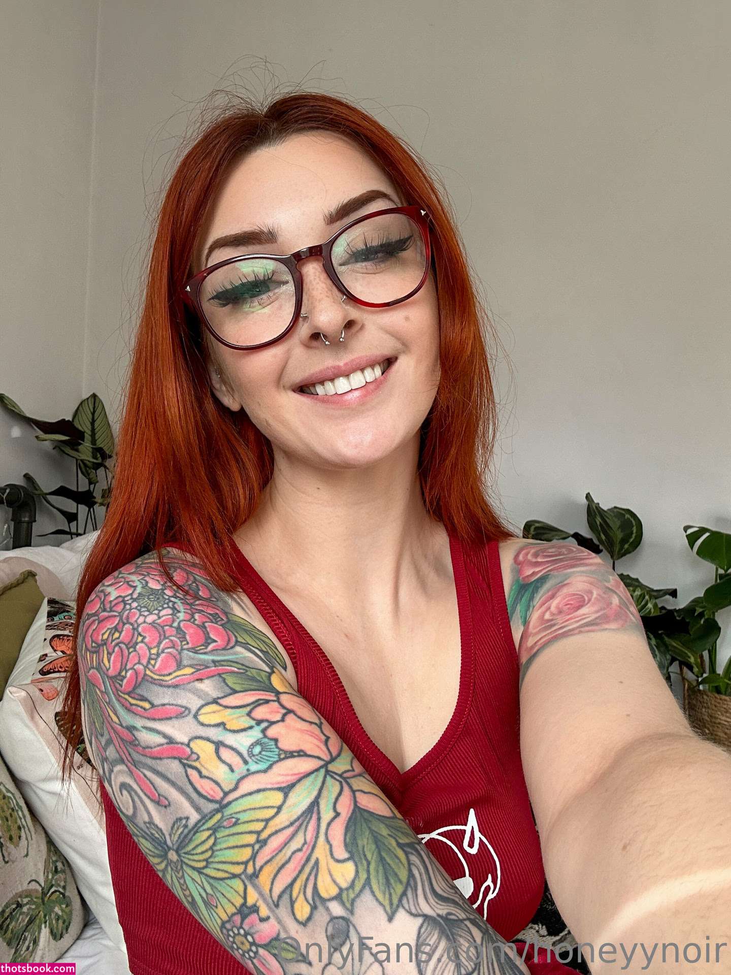 Honeyy Noir Photo #251