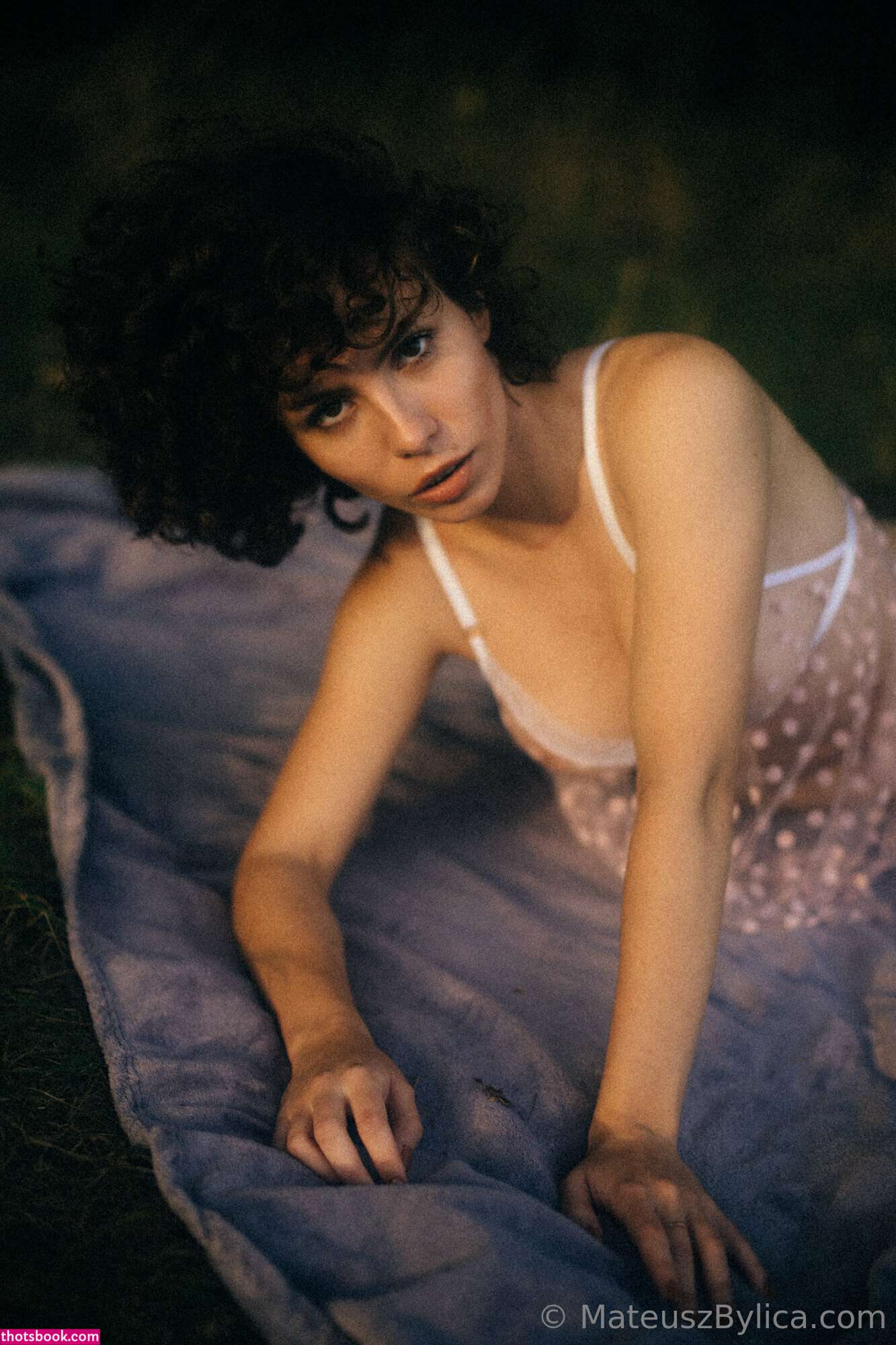 curlywiktoria Photo #17