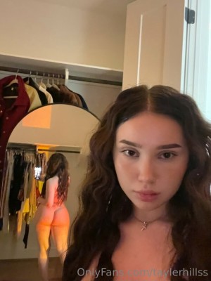 Tayler Hills Photo #472