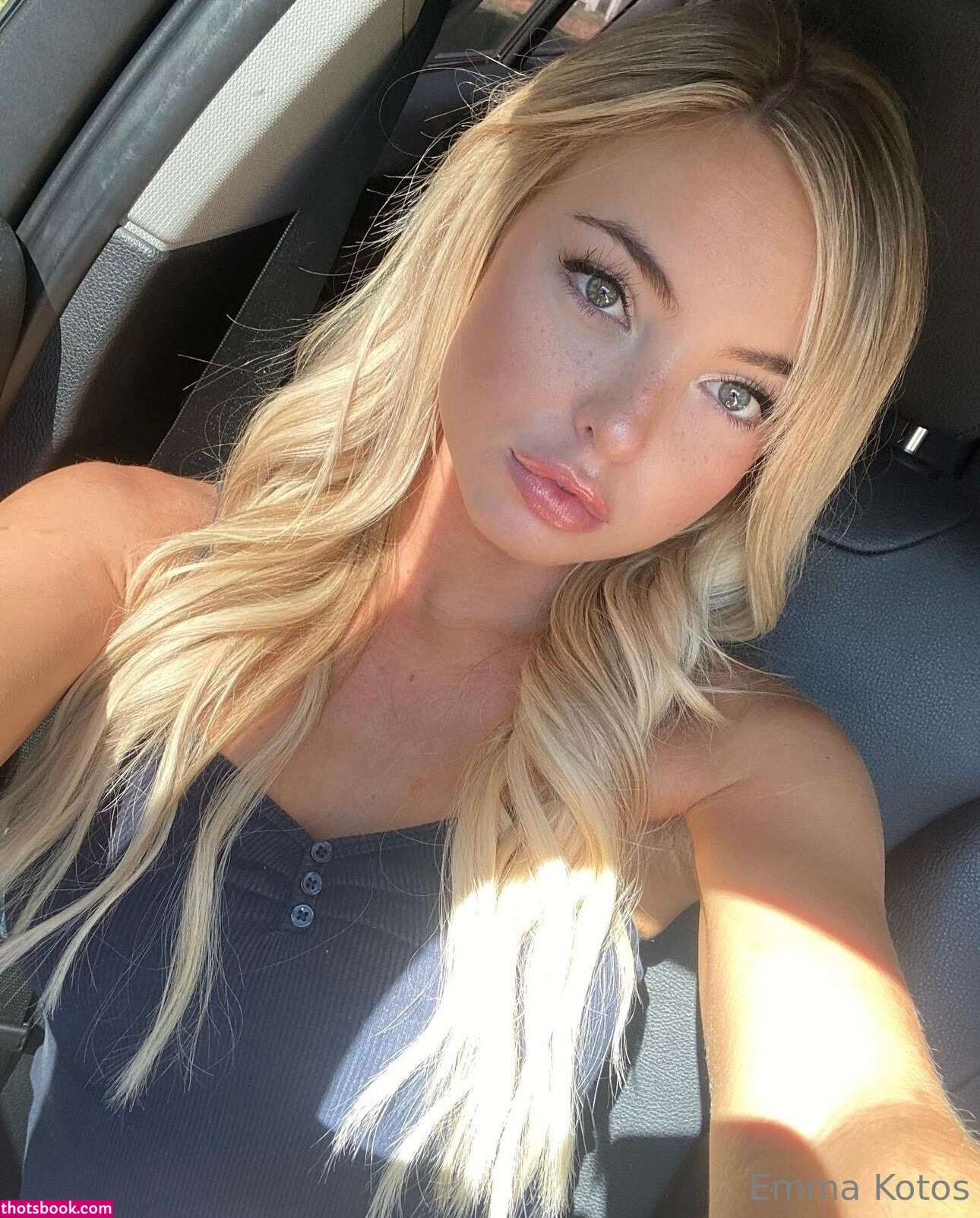 Emma Kotos Photo #206