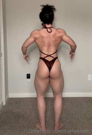 curlyexotic Photo #7
