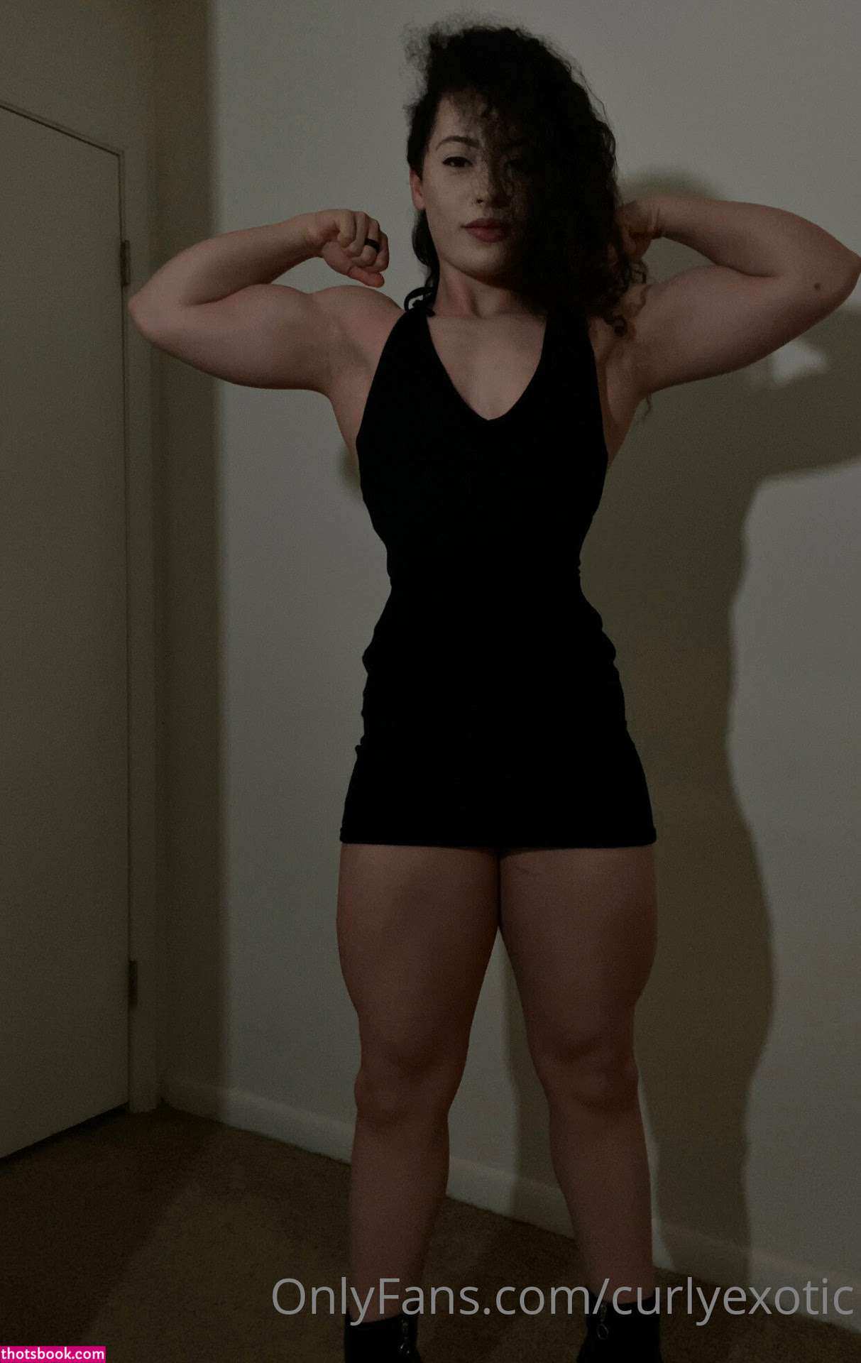 curlyexotic Photo #41