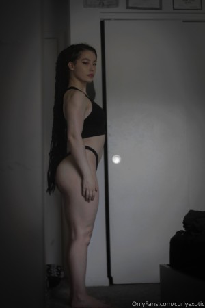 curlyexotic Photo #131