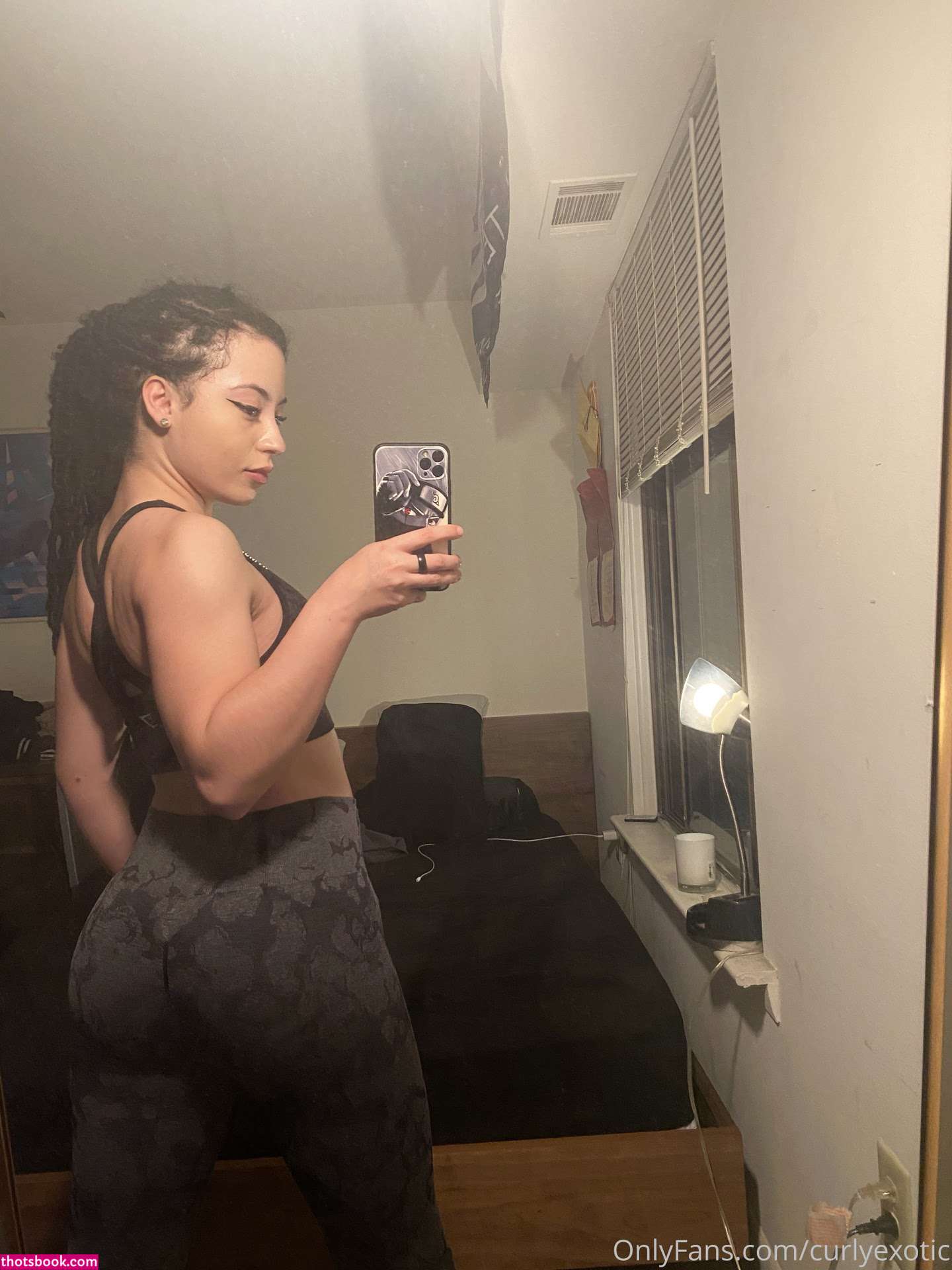 curlyexotic Photo #155