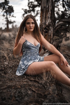 itskylieebaby Photo #21