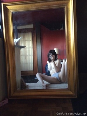Velvet Lux Photo #29