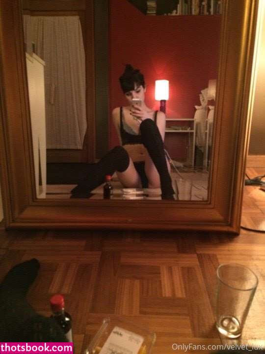 Velvet Lux Photo #42