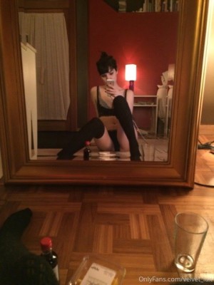 Velvet Lux Photo #42