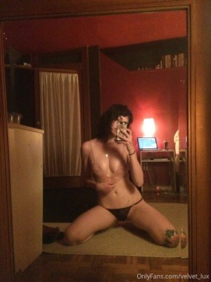 Velvet Lux Photo #68
