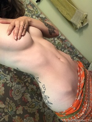 Velvet Lux Photo #156