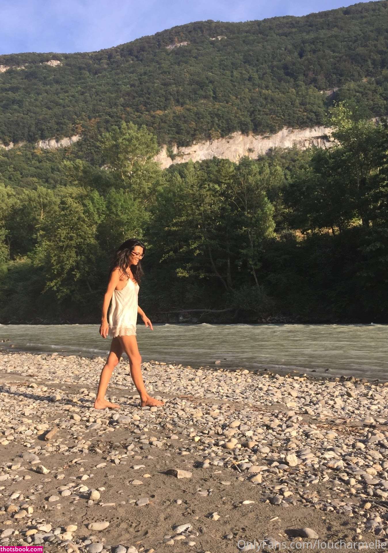 Lou Charmelle Photo #23