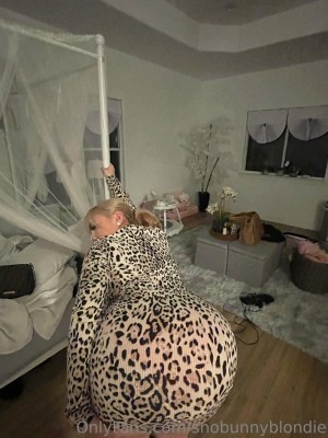 snobunnyblondie Photo #5