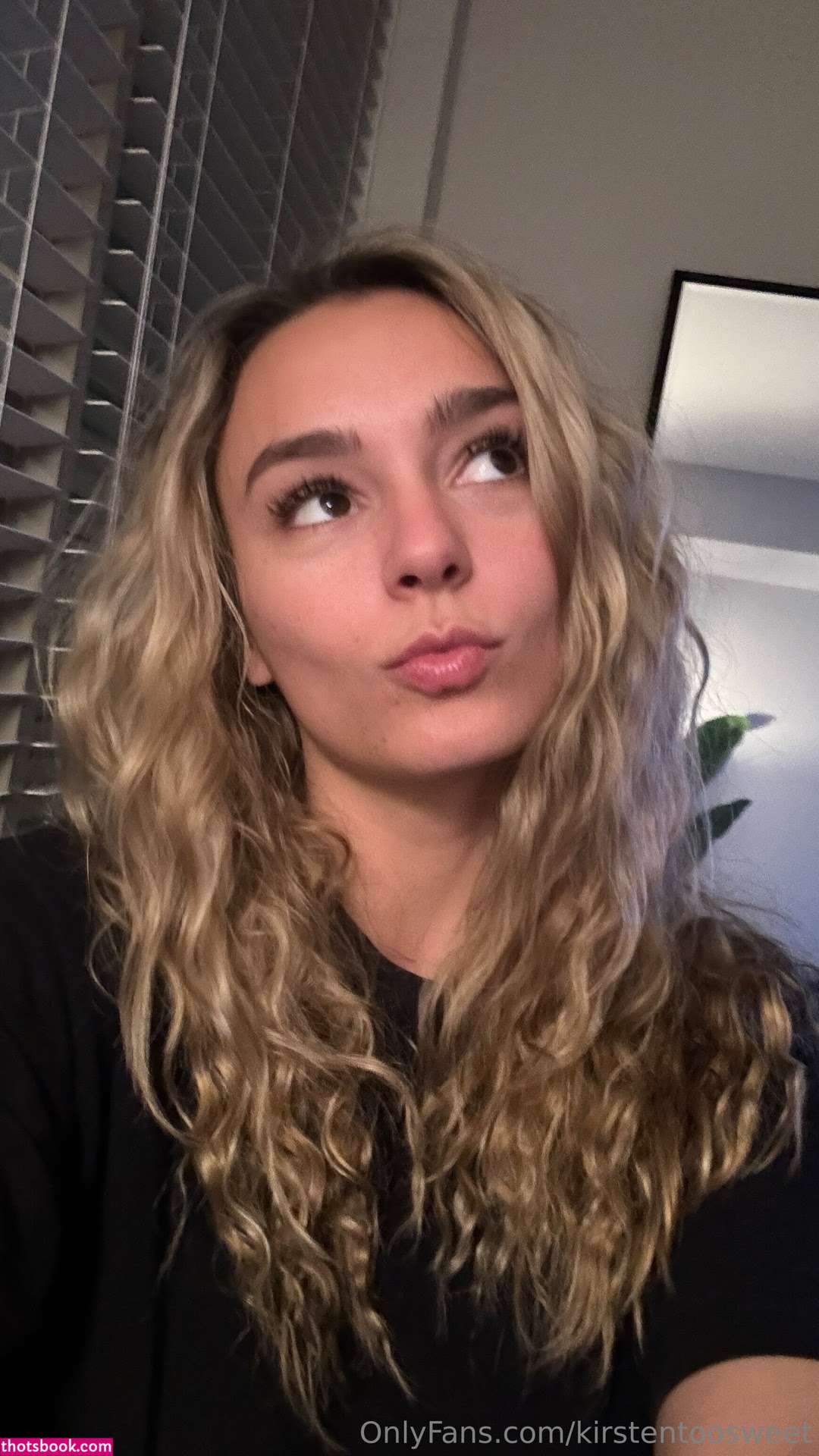 Kirstentoosweet Photo #417