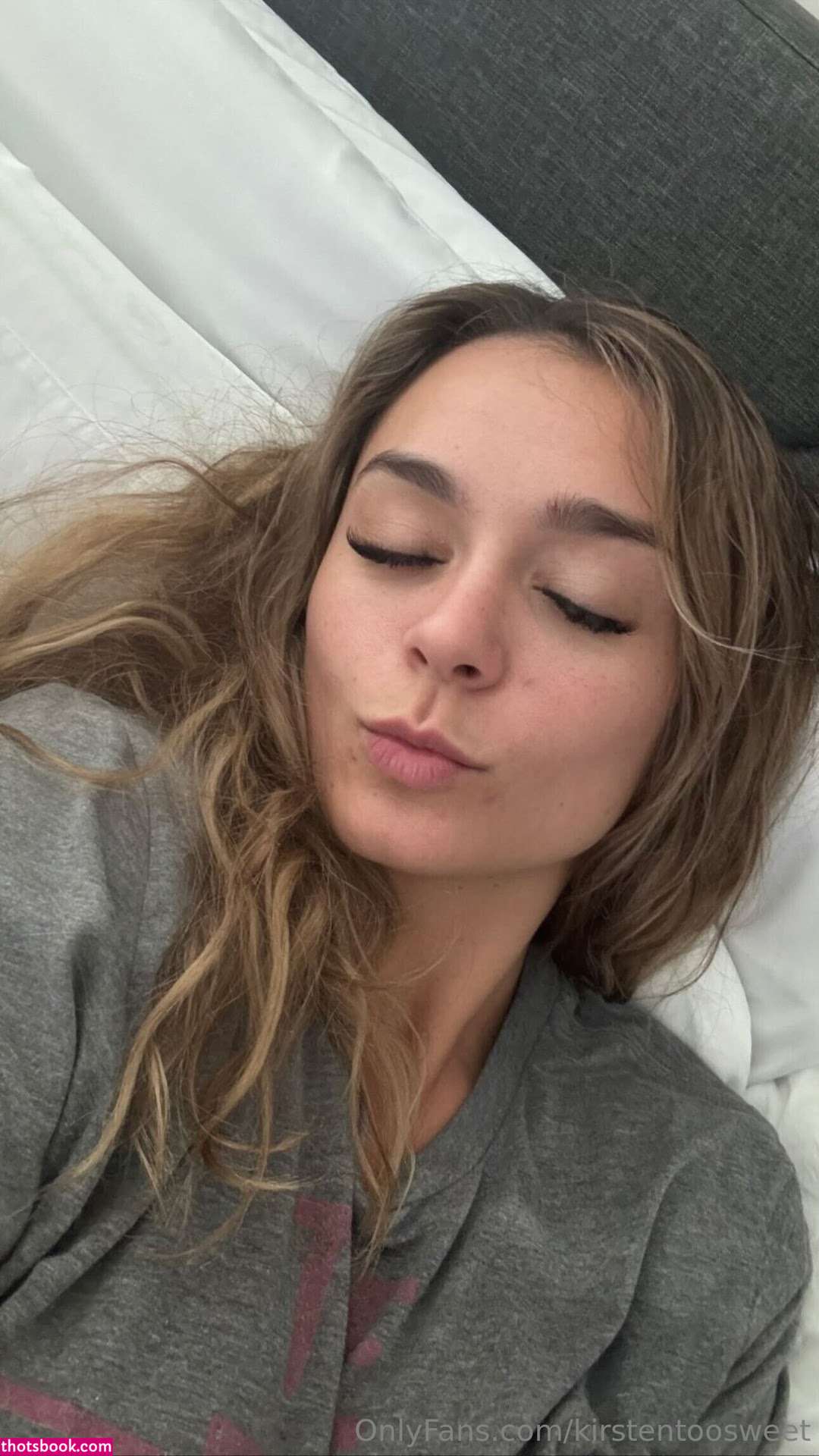 Kirstentoosweet Photo #420