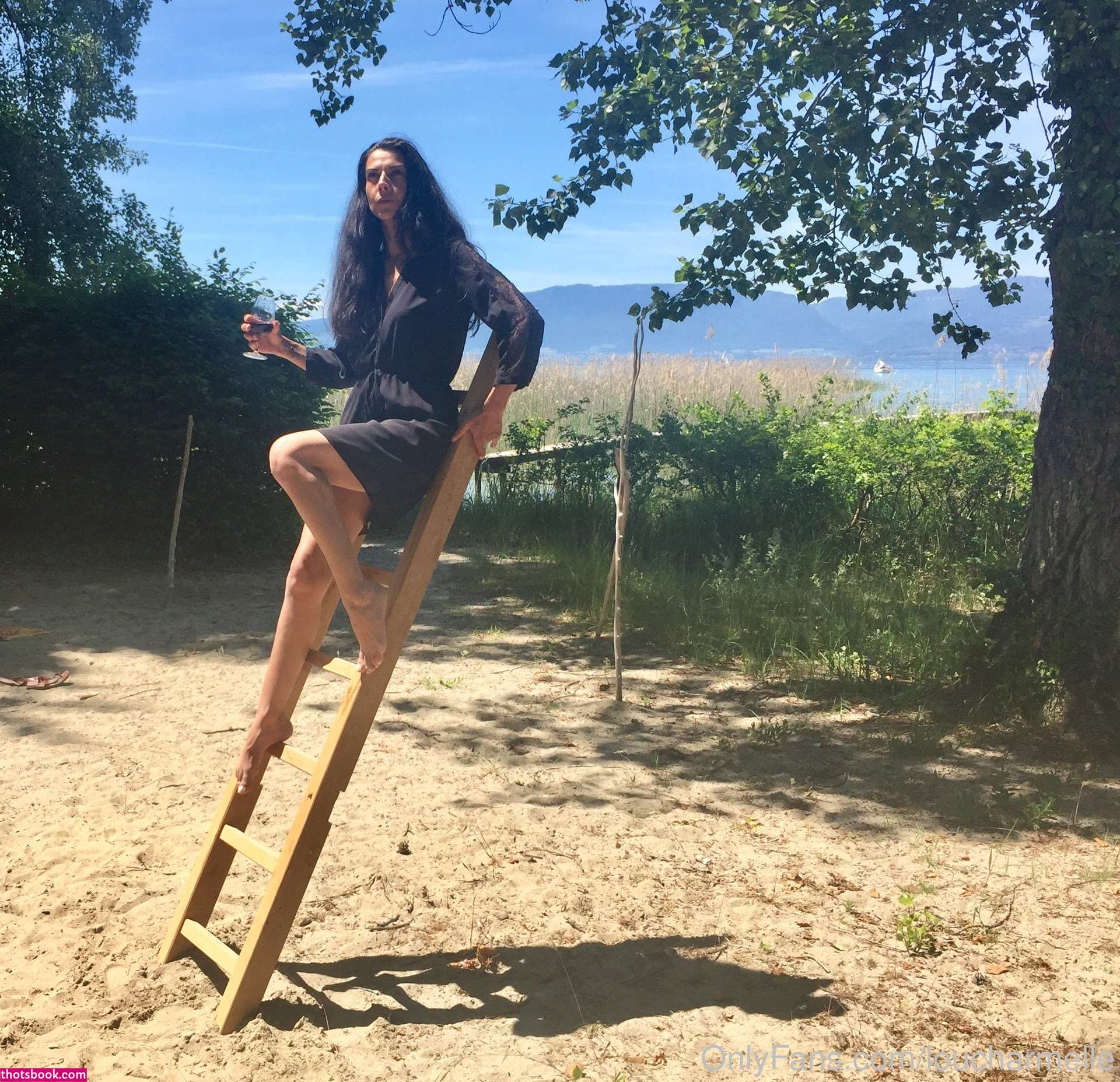 Lou Charmelle Photo #136