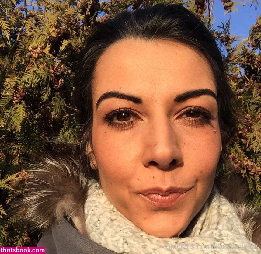 Lou Charmelle Photo #148