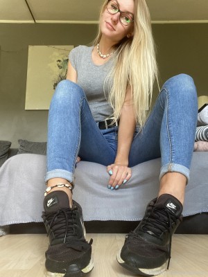 Emmysfeetandsocks Photo #85