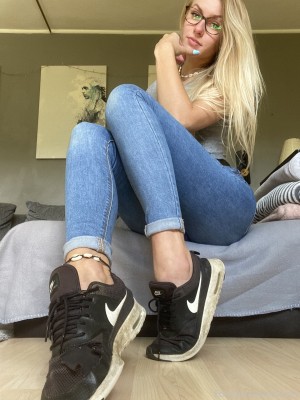 Emmysfeetandsocks Post #8