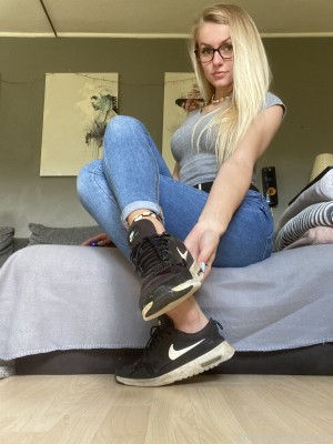 Emmysfeetandsocks Photo #105