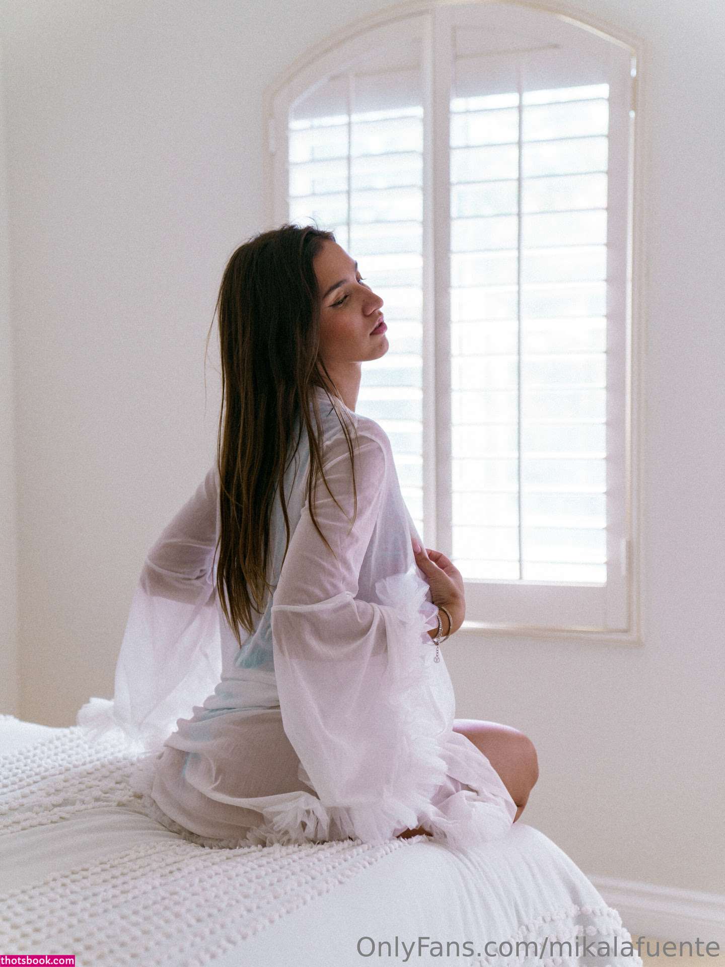 Mikaela Lafuente Photo #969