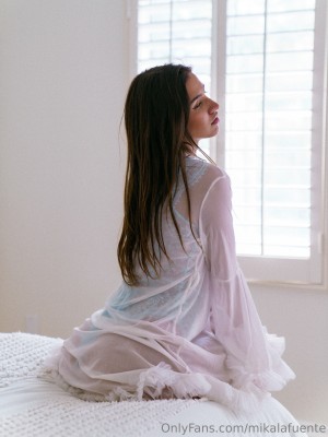 Mikaela Lafuente Post #82