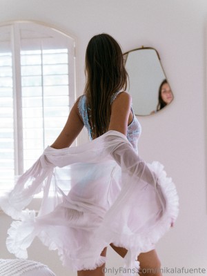 Mikaela Lafuente Photo #958