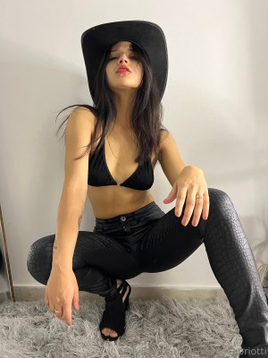 Isabella Capriotti Photo #49