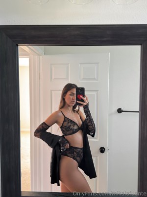 Mikaela Lafuente Photo #1164