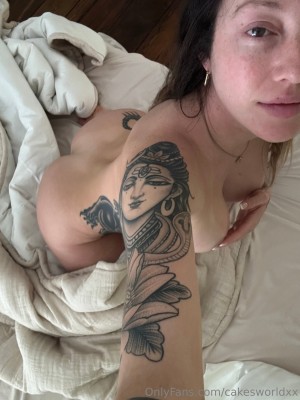 Cakesworldxx Photo #33