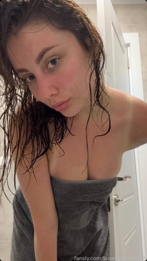 lunayousecret69 Photo #3