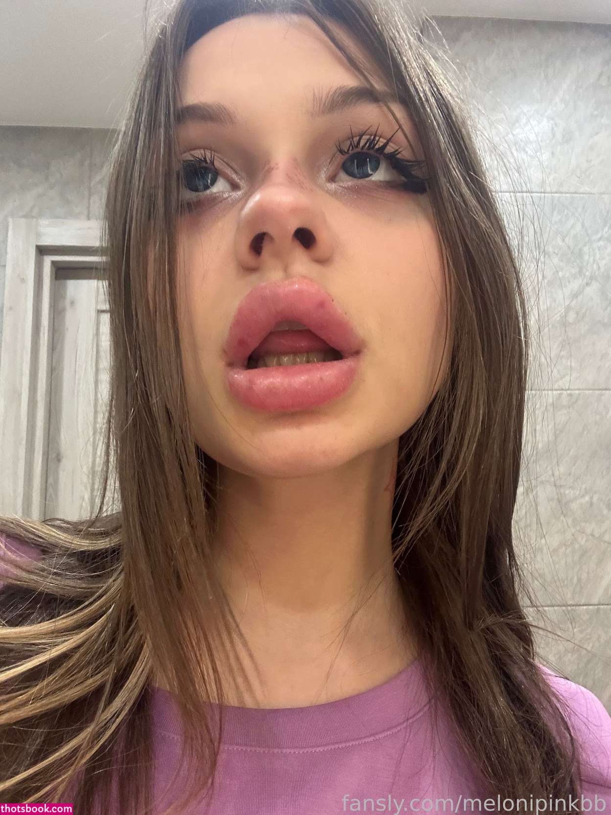 melonipinkbb Photo #4