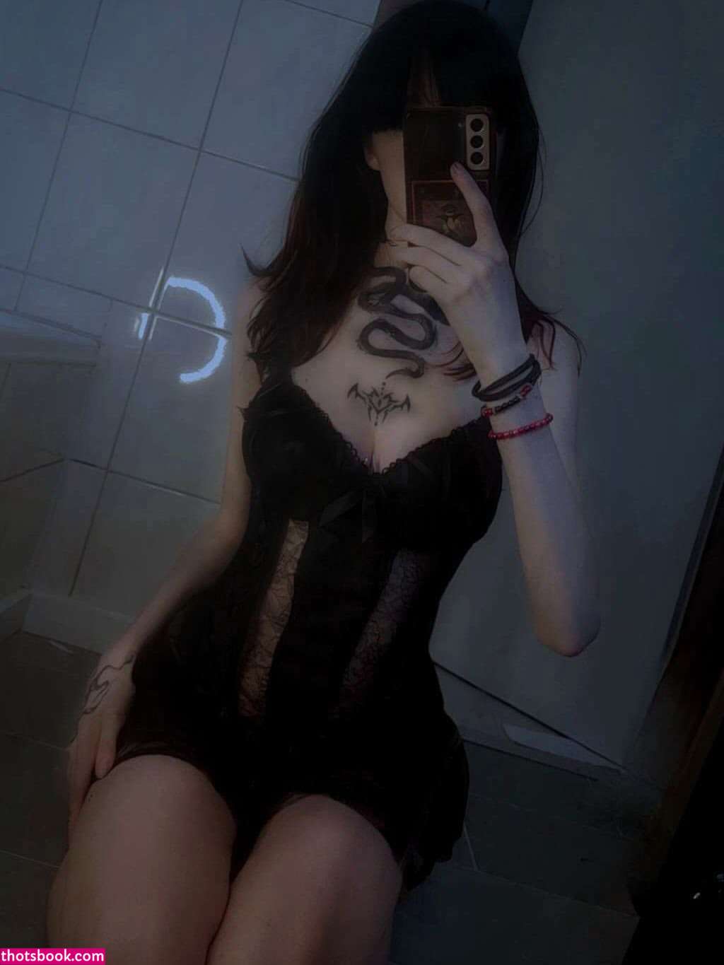 Sm0ltiddym0thgf Photo #2