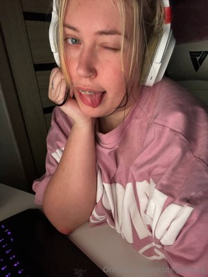 cutegirlnyxx Photo #3