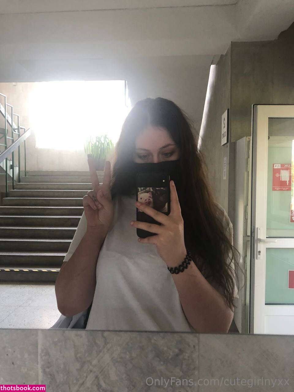 cutegirlnyxx Photo #11